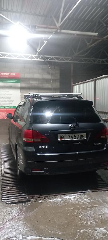 бус делфин: Toyota Ipsum: 2003 г., 2.4 л, Автомат, Газ — 3