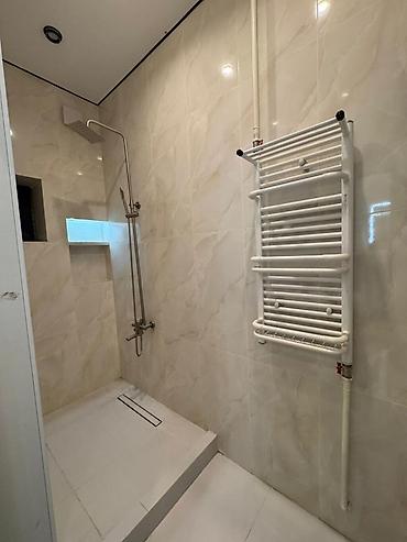 Продажа коттеджей и домов: Продаётся стильный двухэтажный дом Район: АК Ордо 1 Готовьтесь — 7