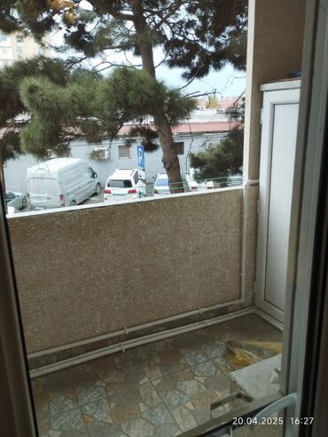 Uzunmüddətli kirayə mənzillər: Bakı şəhəri Nizami rayonu 8 km bazarının yanıorta təmirli 2 otaqlı ev