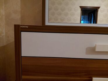 Komodlar: Yeni, Güzgülü, Türkiyə — 4