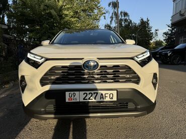 Toyota: Toyota RAV4: 2023 г., 2.5 л, Автомат, Гибрид, Внедорожник