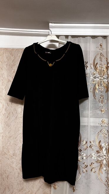 Gündəlik donlar: Qadın geyimləri dəsti – 4 paltar 1) Qızılı-qara uzun ziyafət paltarı — 18