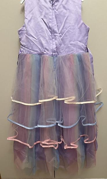 Платья: Amerika da alinib 140cm di bir defe istifade olunub — 2