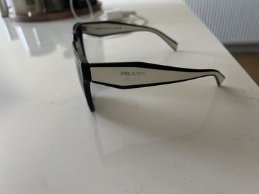 torba za bebine stvari dm: Sunglasses, Prada