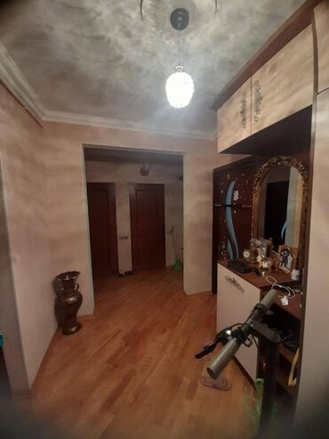 Köhnə tikili: Bakı, Qaraçuxur qəs., 4 otaqlı, Köhnə tikili, m. Xalqlar Dostluğu, 100 kv. m -da lalafo.az — 14 Köhnə tikili: Bakı, Qaraçuxur qəs., 4 otaqlı, Köhnə tikili, m. Xalqlar Dostluğu, 100 kv. m — 14