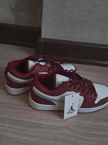 кроссовки мизуна волейбольные: Кроссовки, 36, Air Jordan, Новый, Самовывоз — 4