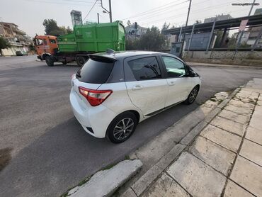Toyota: Toyota Yaris: 1 l. | 2019 έ. SUV/4x4 — 4