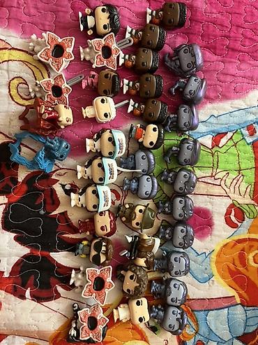 lego stranger things: Eddie up-8 azn robin up-6 azn dustin up-6 azn billy up-6 azn steve — 1