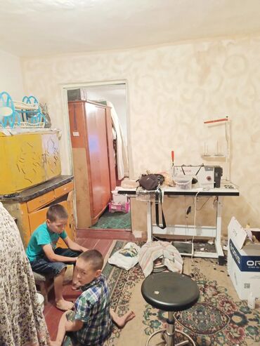 срочно продаю пол дом: 25 кв. м, 2 бөлмө, Жылуу пол, Брондолгон эшиктер, Забор, тосулган