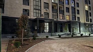 2 комнаты, 82 м², Элитка, 2 этаж, Дизайнерский ремонт at lalafo.kg 2 комнаты, 82 м², Элитка, 2 этаж, Дизайнерский ремонт