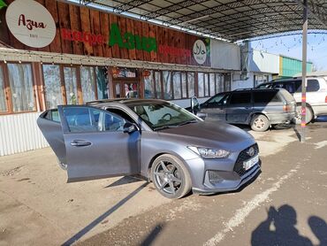 Hyundai: Hyundai Veloster: 2018 г., 1.6 л, Автомат, Бензин — 5