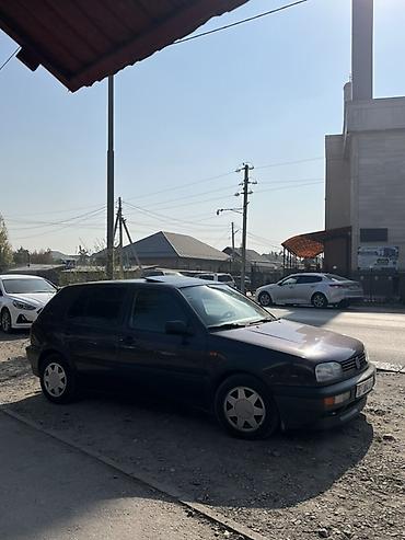 автоломбард продажа авто бишкек: Volkswagen Golf: 1992 г., 1.8 л, Кол менен иштөөчү, Бензин, Хетчбек — 5