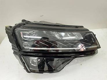 bež: DESNI FAR ZA ŠKODA KAROQ - 57B941016B | Desni far za Skoda Karoq — 1
