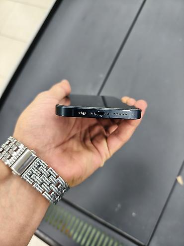 telfon qablari: IPhone 13 128 yaddas 80% ustunde 4 Kabro Hediyye verirem 2 eded 13 — 3