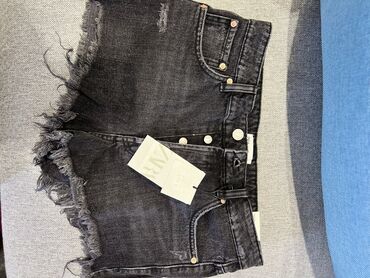 женские джинсовые шорты с рваными краями: Повседневные шорты, S (EU 36), M (EU 38)