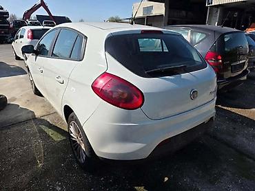 automobili do 2000 evra: FIAT BRAVO 2008. GOD. - KOMPLETAN AUTO U DELOVIMA | Fiat Bravo 2 4 — 3