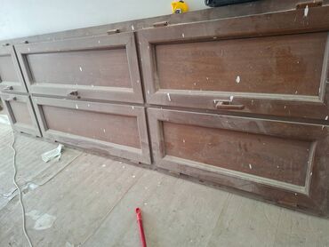 Растения: Б/у Пластиковая дверь Самовывоз