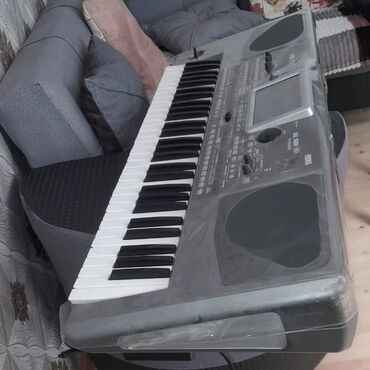 Pianolar: Sintezator, Korg, Yeni
