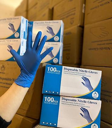 Нитриловые перчатки: Нитриловые одноразовые перчатки, голубые Особенности: - Материал — 8