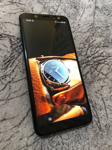 Samsung: Samsung Galaxy A8 2018, 32 GB, rəng - Qara, Sensor, Barmaq izi, İki sim kartlı