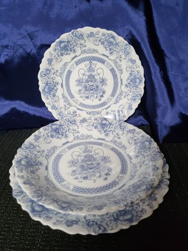 Kuhinjski setovi: Servis arkopal tanjira iz 80ih.god Francuska,za 6 osoba. Akopal — 5