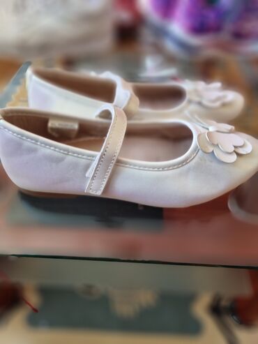 c a decija garderoba: Ballet shoes, Size - 34