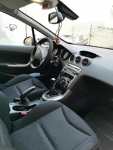 Peugeot: Peugeot 308. Redovno održavan. 

✨ Višak vozilo — 2