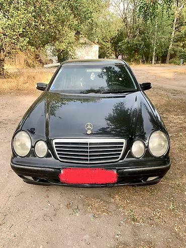 w210 милениум: Mercedes-Benz E-Class: 2000 г., 2.4 л, Типтроник, Бензин, Седан — 1