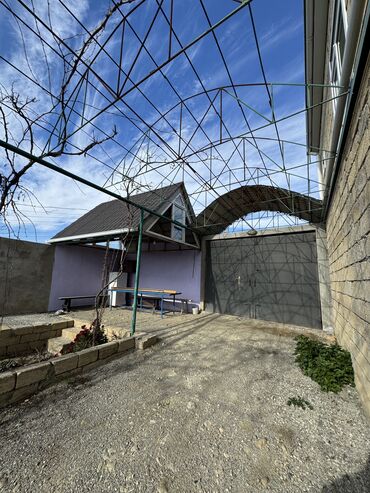 Həyət evləri və villaların satışı: 9 otaq, 210 kv. m, Kredit yoxdur, Orta təmir — 25