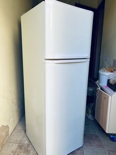 Aspiratorlar: İşlənmiş 2 qapılı Vestel Soyuducu Satılır, rəng - Ağ, Dolab içi