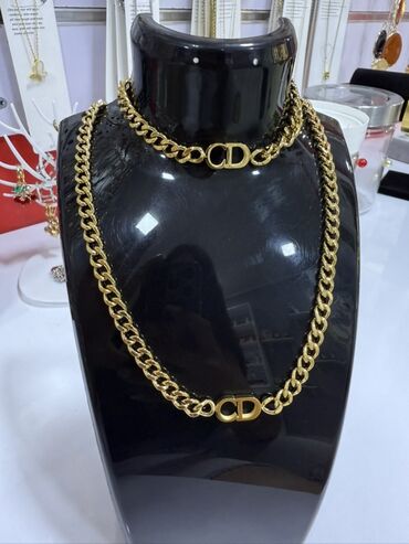 Bijuteriya dəstləri: Qadın bəzək aksesuarları – geniş seçim Məhsullar: - Qızılı tonlarda — 58