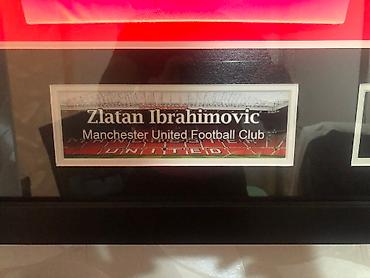англии: Подарок футболситам. Футболка с росписю Manchester United. Zlatan — 2