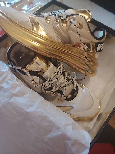 Patike: Modne patike LRBL – bele sa zlatnim detaljima - Model: niskoprofilne — 2