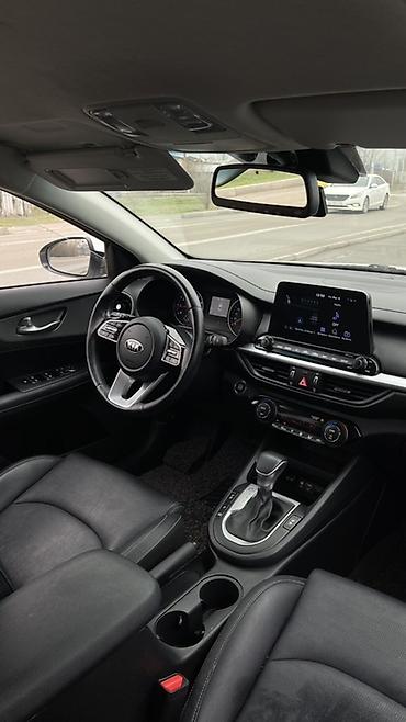 Kia: Kia K3: 2019 г., Вариатор, Бензин, Седан — 10