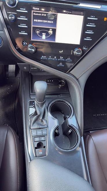 Toyota: Toyota Camry: 2019 г., 2.5 л, Автомат, Гибрид, Седан — 17