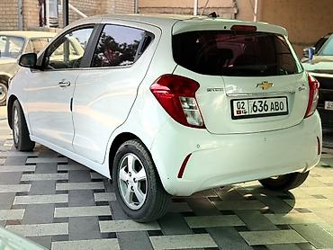 hyundai getz: Chevrolet Spark: 2017 г., 1 л, Вариатор, Бензин, Хэтчбэк — 2