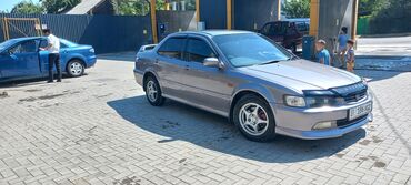 Honda: Honda Accord: 1999 г., 2 л, Автомат, Бензин, Седан