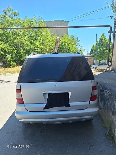 kamaz radiator: Mercedes-Benz M-Class (W163) SUV - Krossover/SUV gövdə, gümüşü rəng - — 3