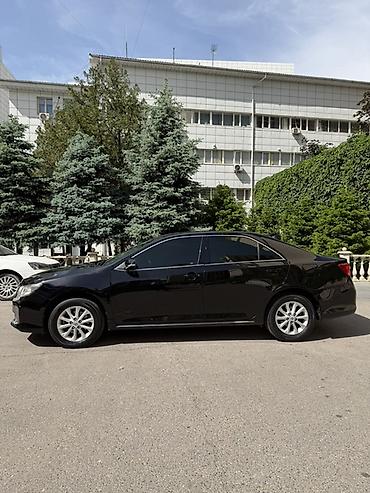 corolla 2004: Toyota Camry: 2012 г. — 4