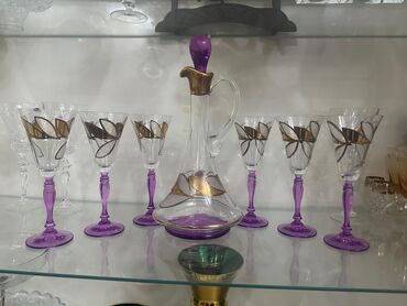 Çay dəstləri və servizlər: Çay dəsti, rəng - Bənövşəyi, Şüşə, Bohemia, Çexiya