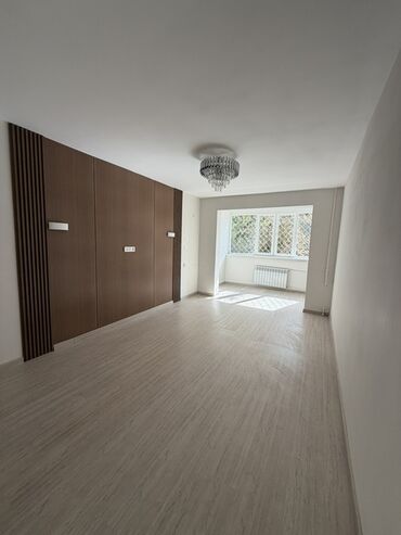 квартира бишкек керек: 2 комнаты, 44 м², 104 серия, 1 этаж, Евроремонт