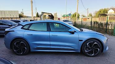 tesla 3: Zeekr 001: | 2022 г. Универсал — 4