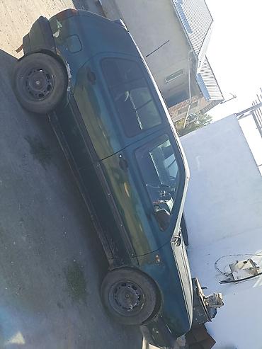 Volkswagen Golf: 1993 г., 1.8 л, Кол менен иштөөчү, Бензин, Хетчбек — 3