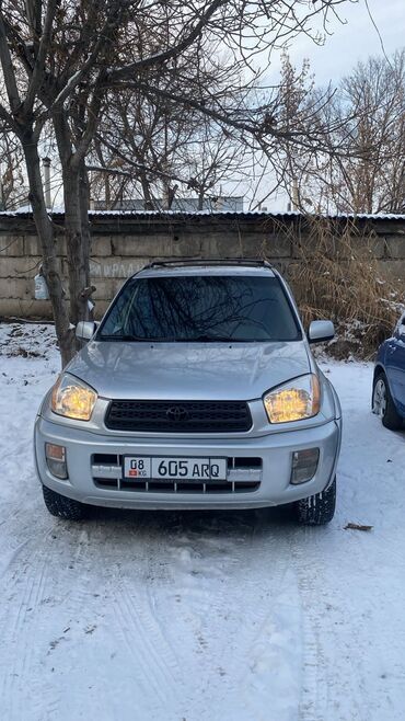 таета универсал: Toyota RAV4: 2002 г., 2 л, Автомат, Бензин, Кроссовер