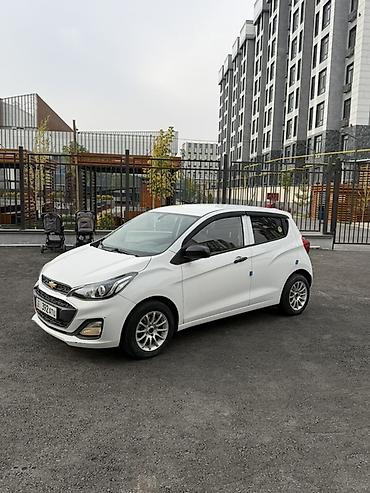 genesis 90: Chevrolet Spark: 2021 г., 1 л, Автомат, Бензин, Хэтчбэк — 3
