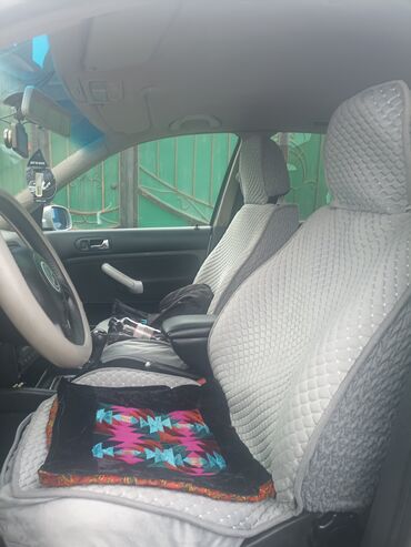 Volkswagen: Volkswagen Bora: 2001 г., Механика, Бензин, Седан — 6