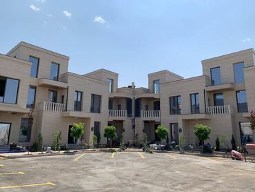 бишкек парк киевская исанова манаса: Таунхаус, 250 м², 6 комнат, Собственник, ПСО (под самоотделку)