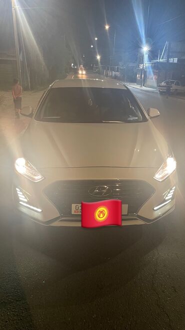Легковой транспорт: Сдаю в аренду: Легковое авто, Под такси