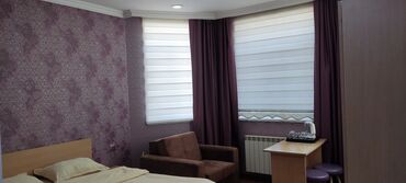 Günlük kirayə mənzillər: Xüsusiyyətlər: İnşaatçılar metro stansiyasına 6 dəqiqəlik yürüş — 4