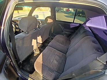 r14 diski teker: Volkswagen Golf III, 5 qapı hatchback. Gecə-göy (tünd mavi) rəng — 10